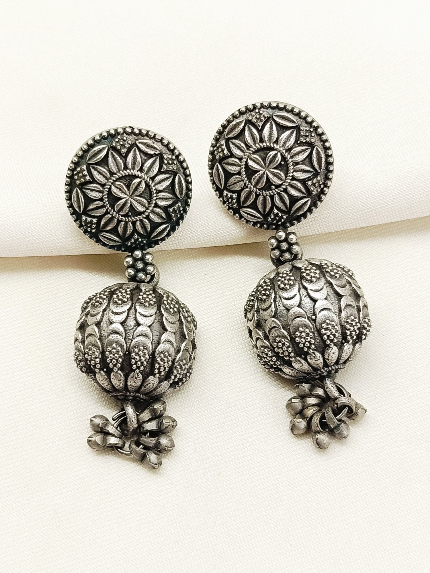 Banhi Plain Oxidized Earring