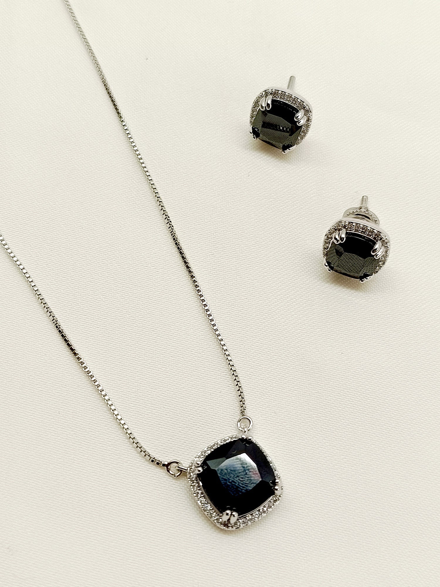 Iffat Black American Diamond Pendant Set - qivii