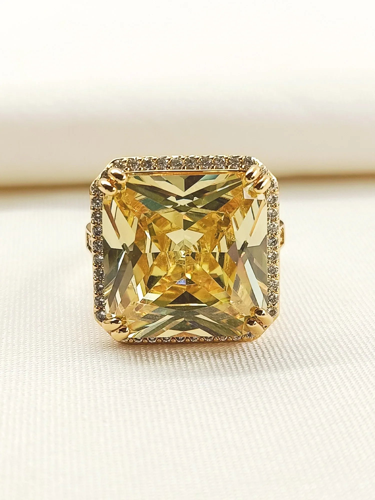 Mona Yellow American Diamond Finger Ring