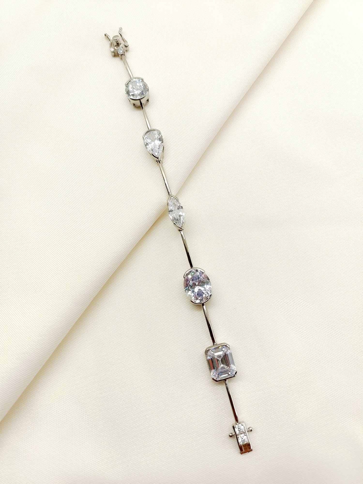 Palak White American Diamond Bracelet