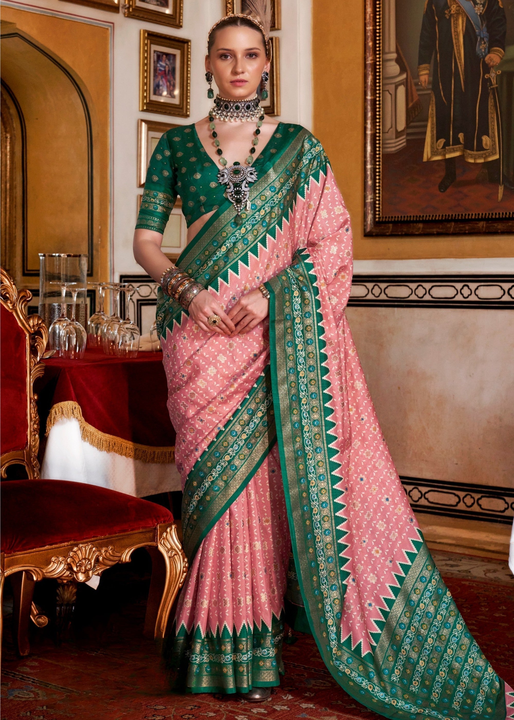 Salmon Pink Silk Saree With Traditional Classic Design - qivii