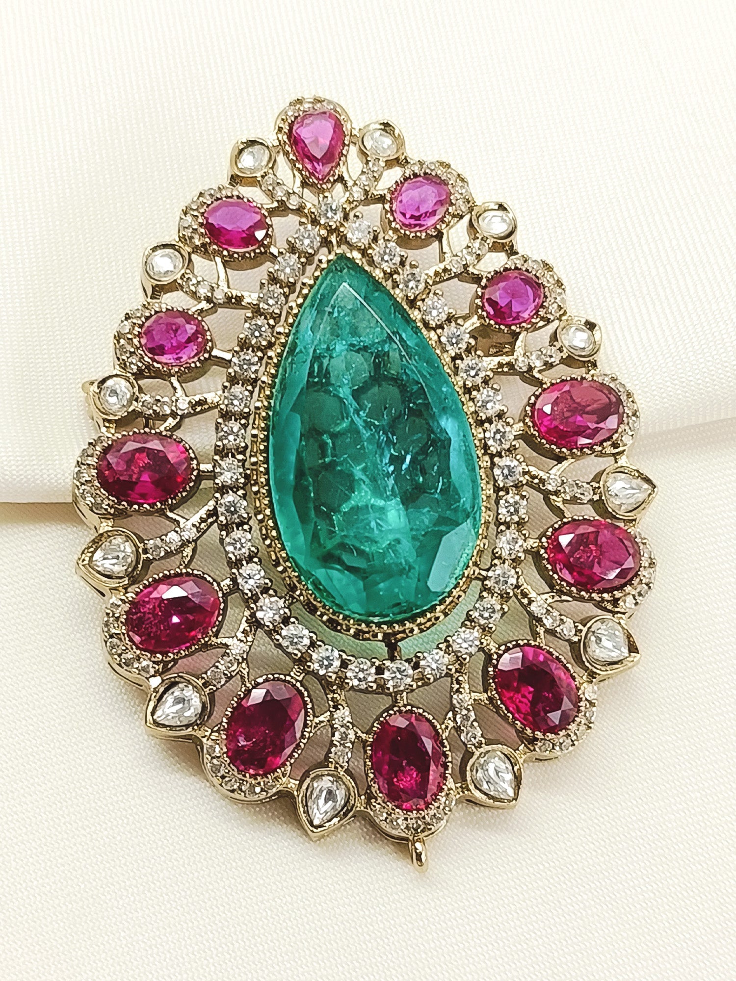 Anuruddh R&G Men's Brooch