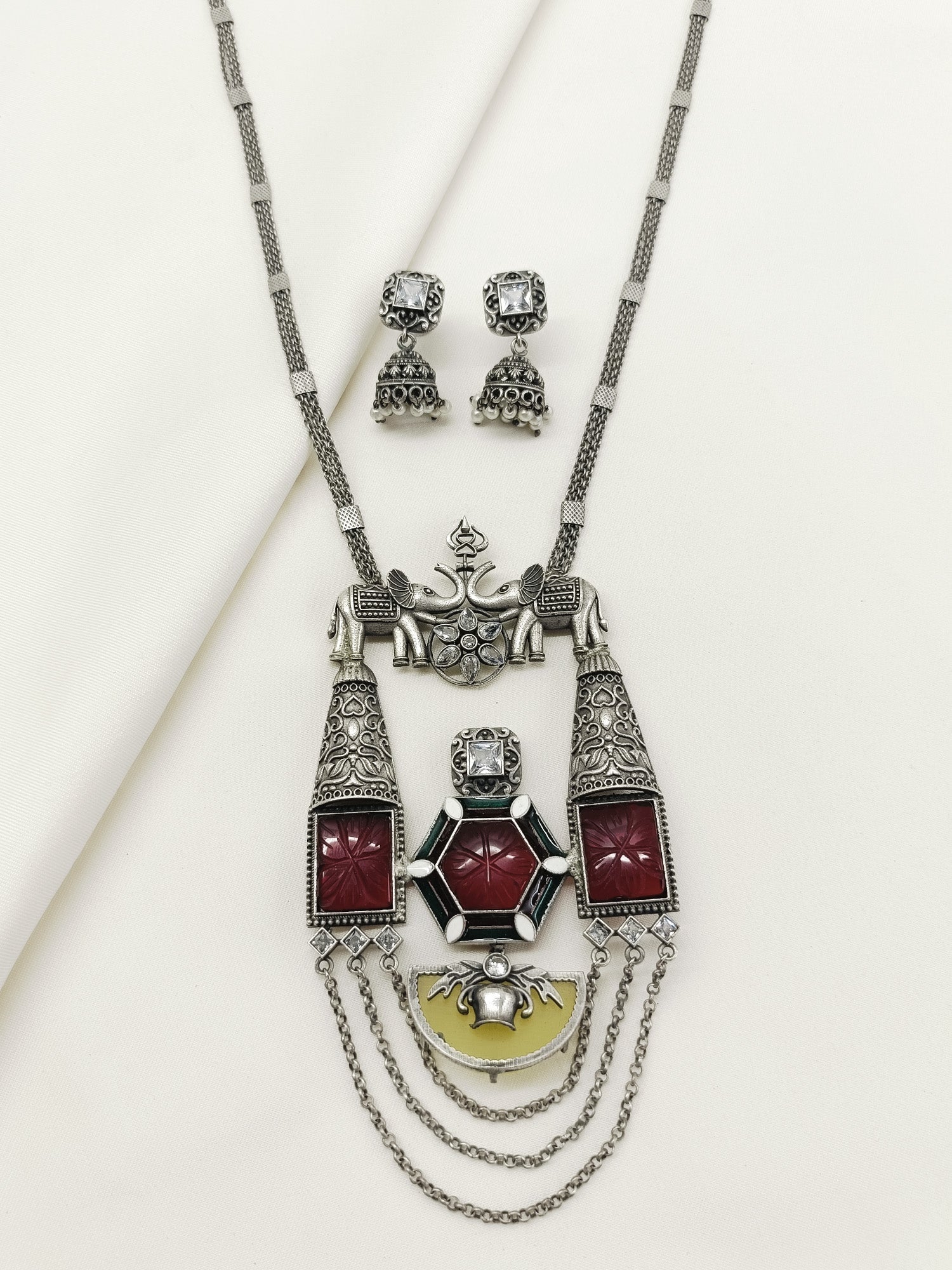 Qudsia Ruby Oxidized Pendant Set