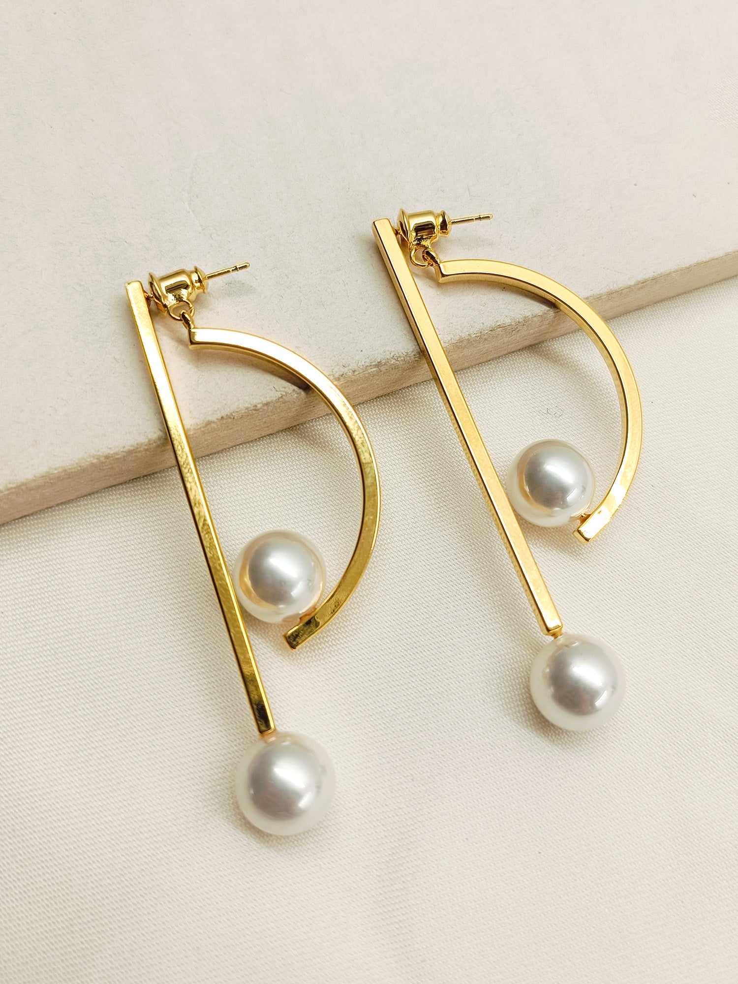 Jashmine Pearl Western Earrings - qivii