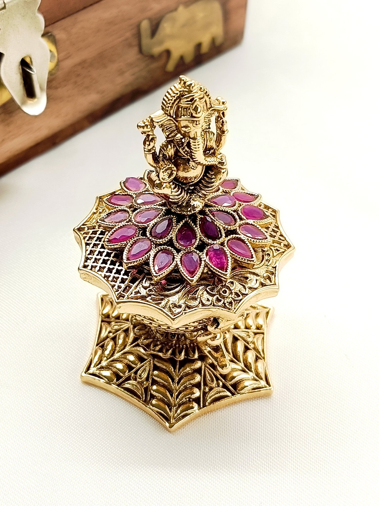 Kamila Ruby Antique Temple Sindoor Dibbi - qivii