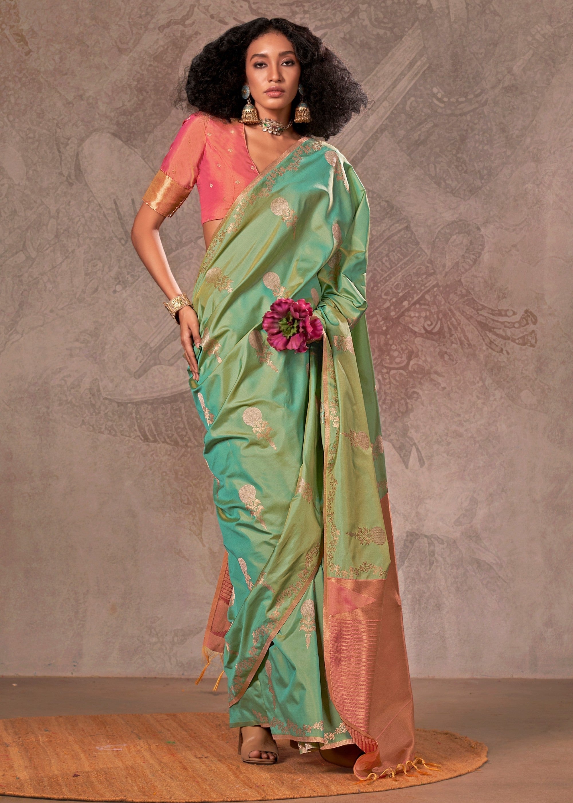 Persian Green Two Tone Handloom Weaving Silk Saree with Contrast Pallu - qivii