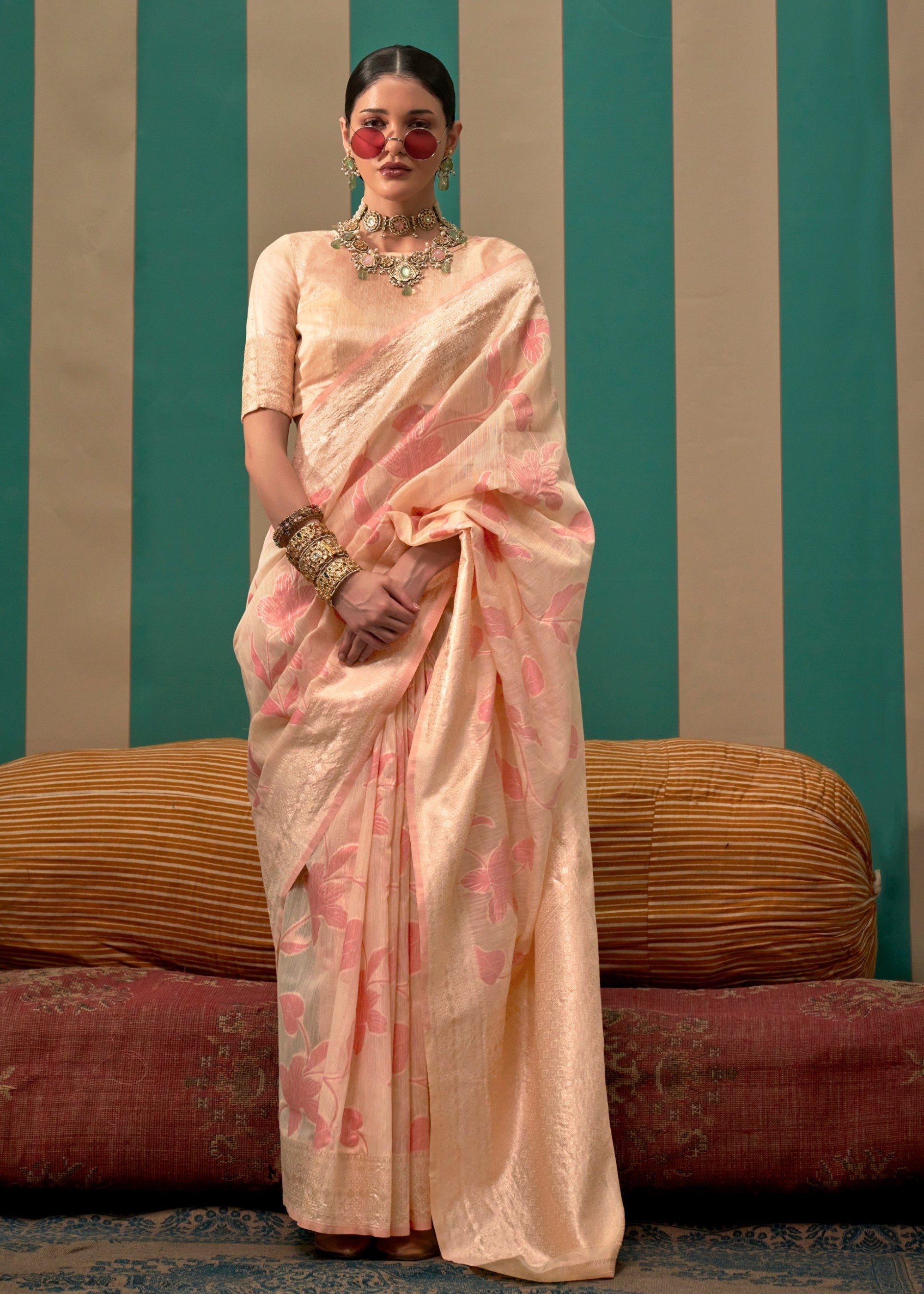 Peach Handloom Weaving Linen Saree - qivii