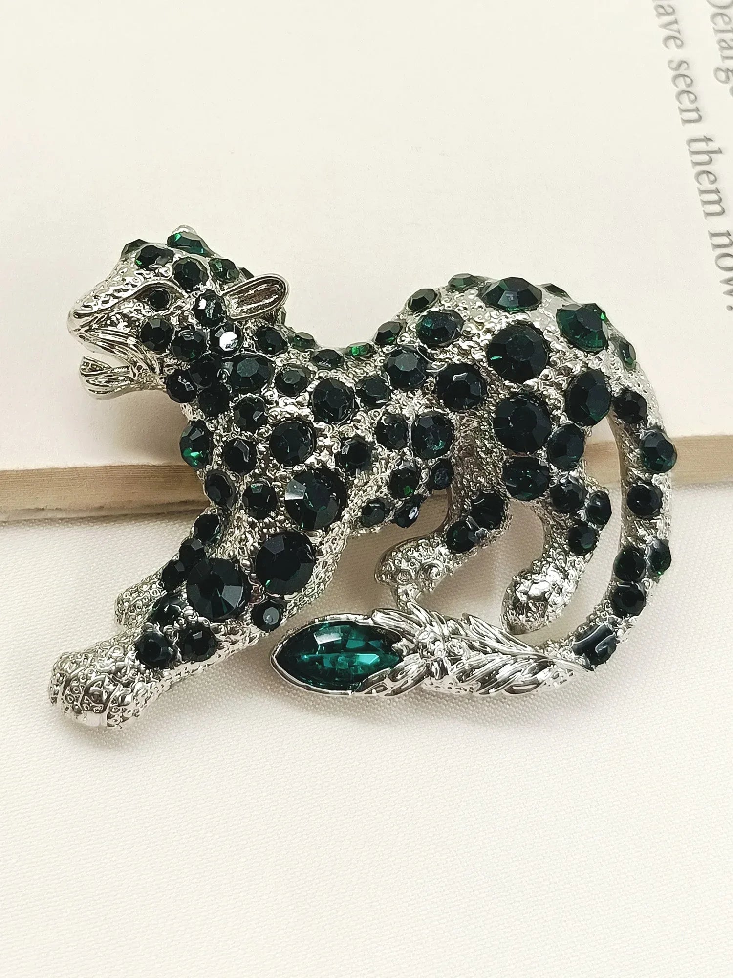 Sahadev Green Leopard Men's Brooch