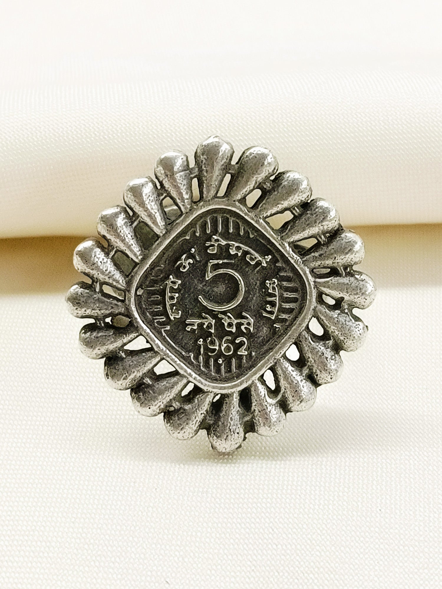 Ryka Plain Oxidized Finger Ring