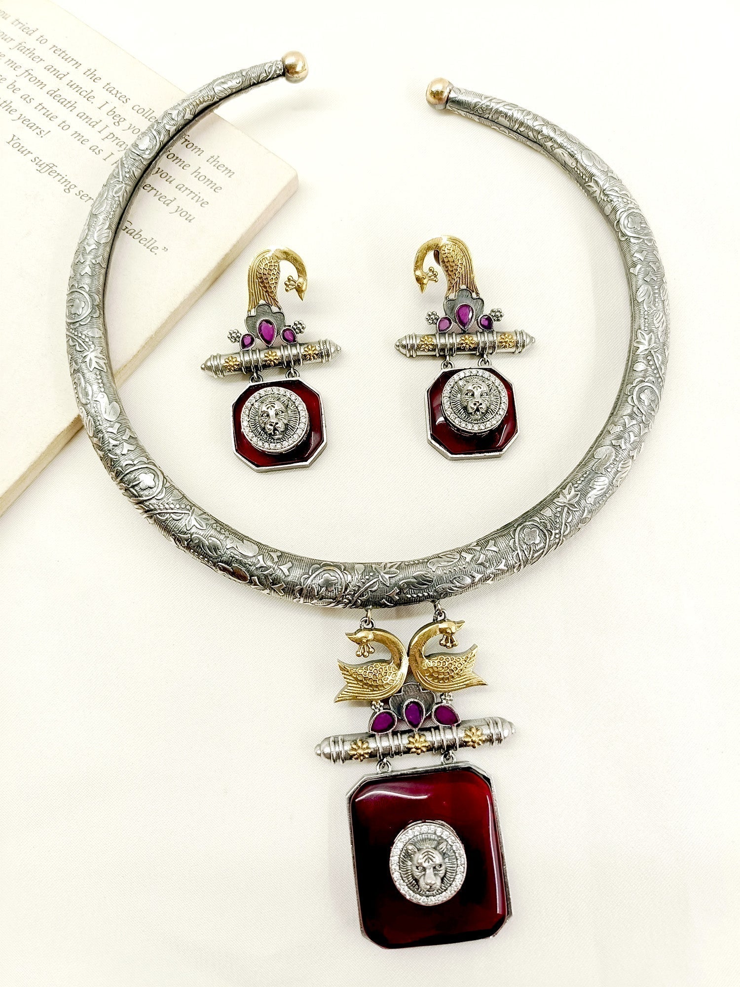 Budiwati Maroon Oxidized Hasli Style Necklace Set - qivii