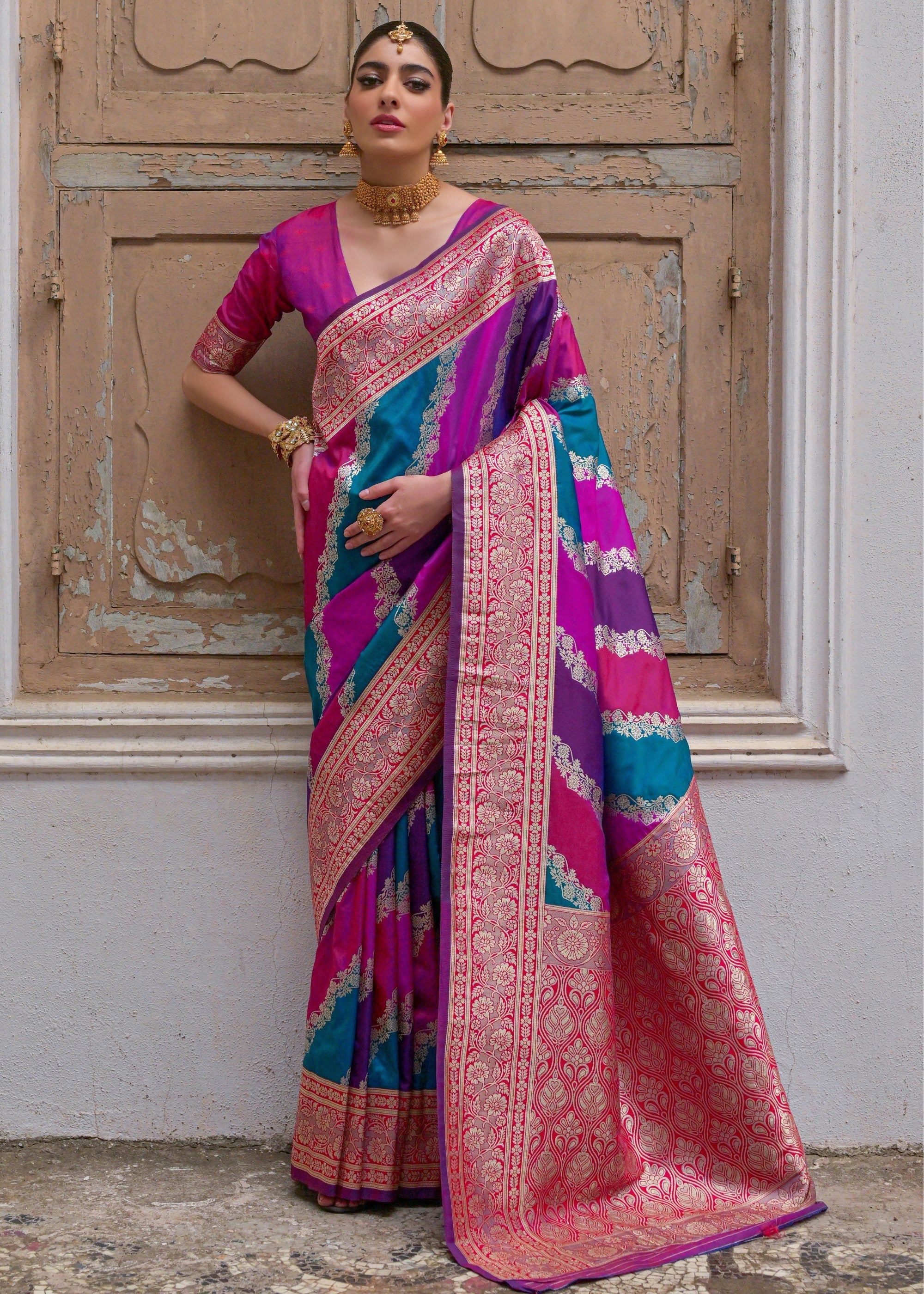 Pink Leriya Zari Woven Saree With Contrast Pallu - qivii