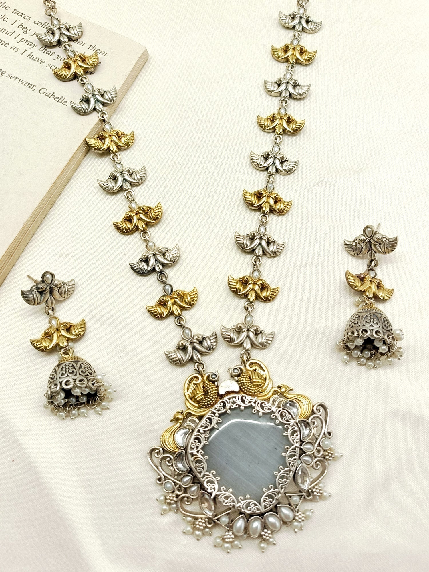 Leisha Grey Oxidized Necklace Set - qivii