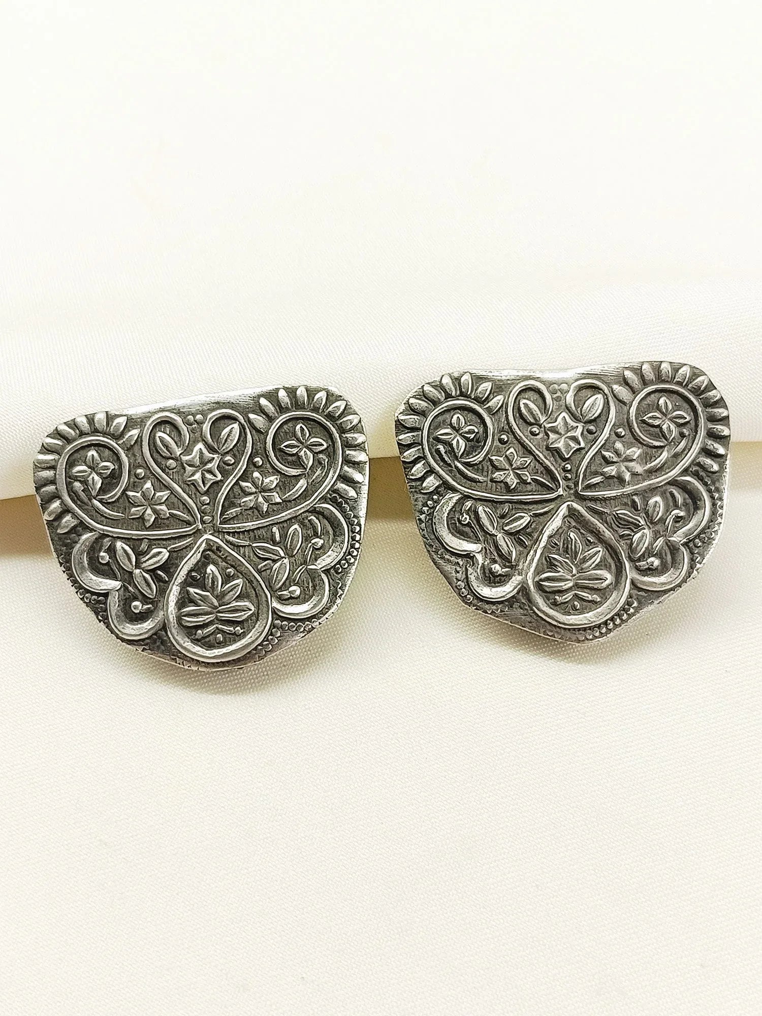Nivasini Plain Oxidized Tops