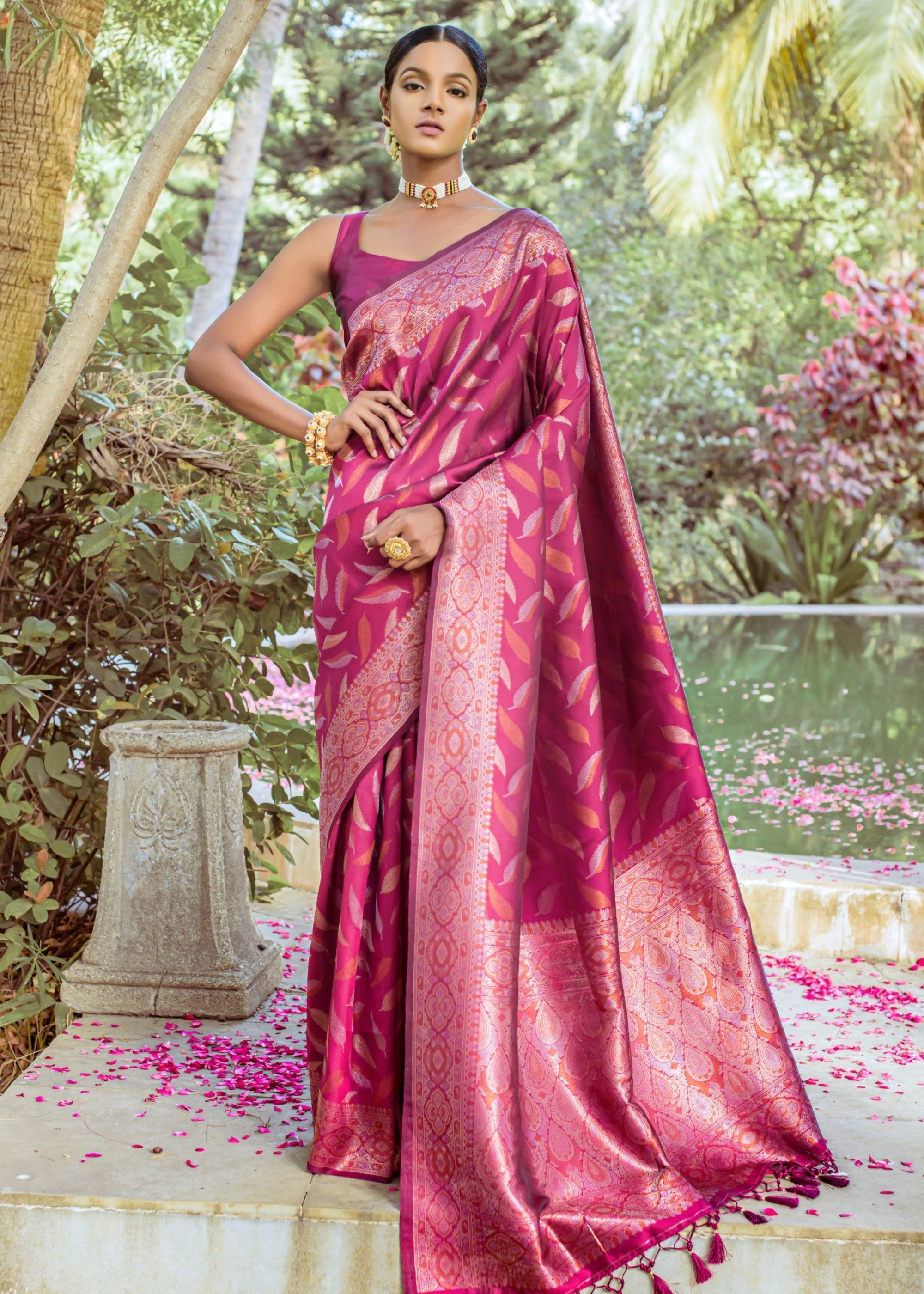 Magenta Pink Zari Woven Silk Saree - qivii
