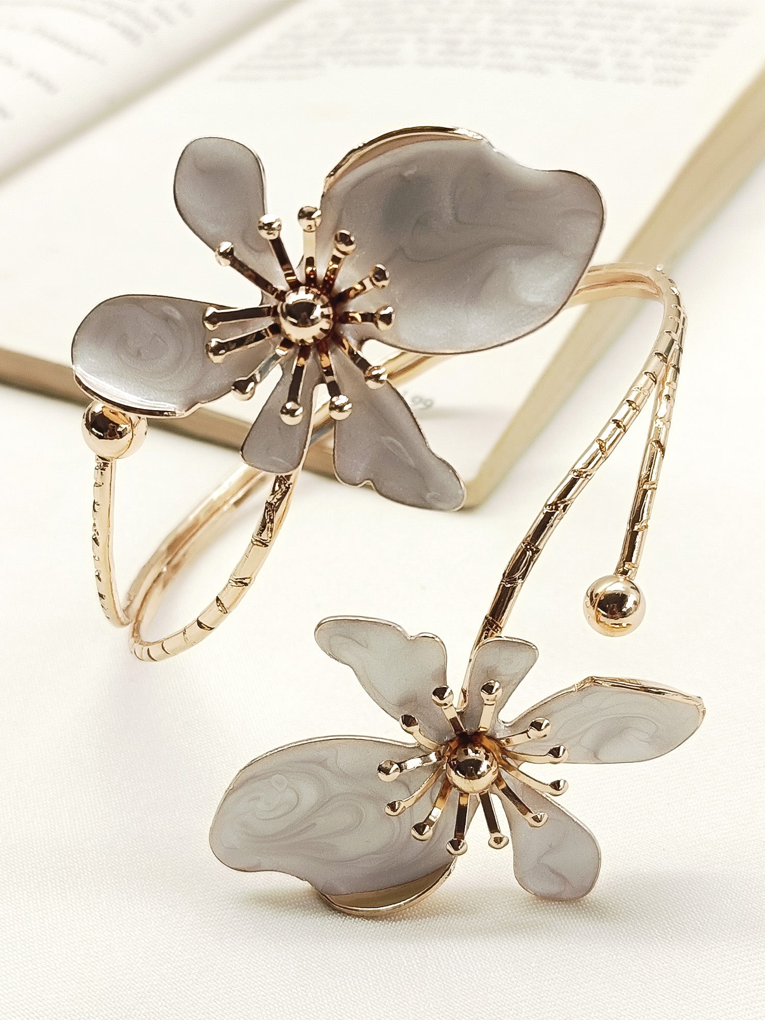 Bhavisha White Western Bracelet