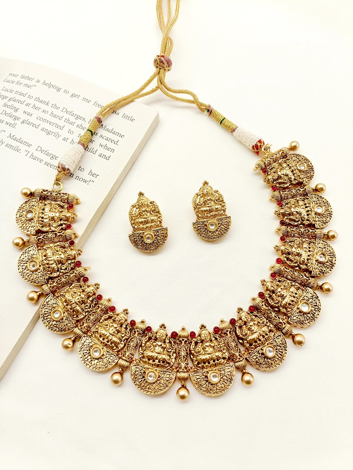 Ghazal Plain Antique Temple Necklace Set - qivii