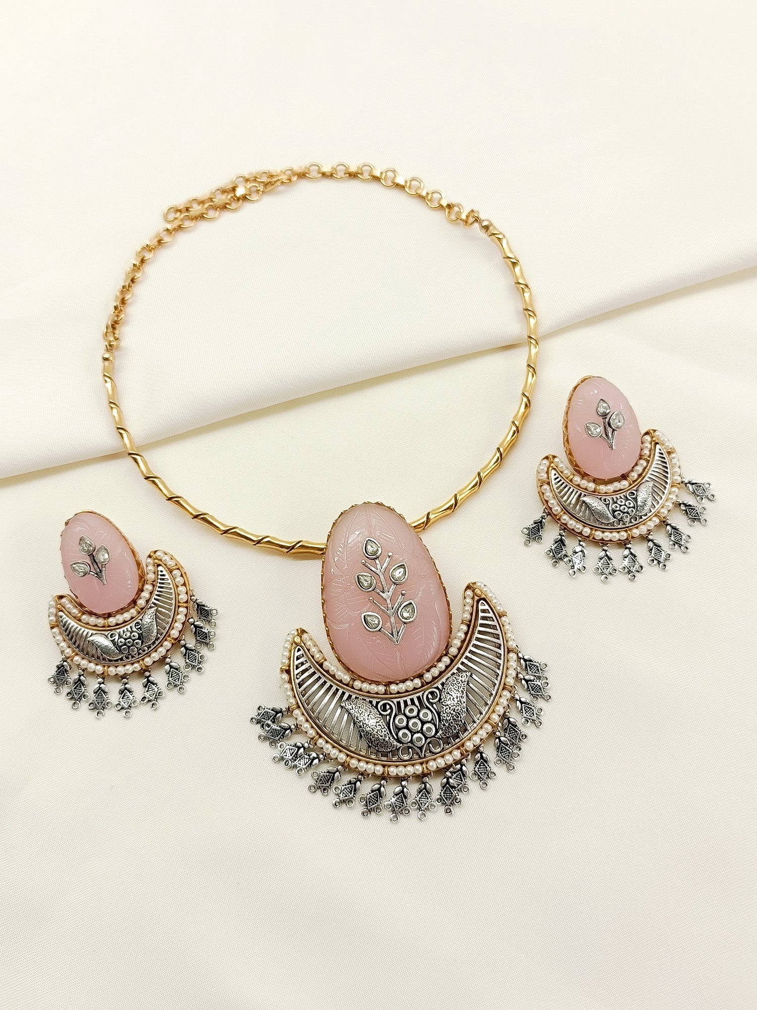 Bhavini Baby Pink Boutique Hasli Styled Necklace Set