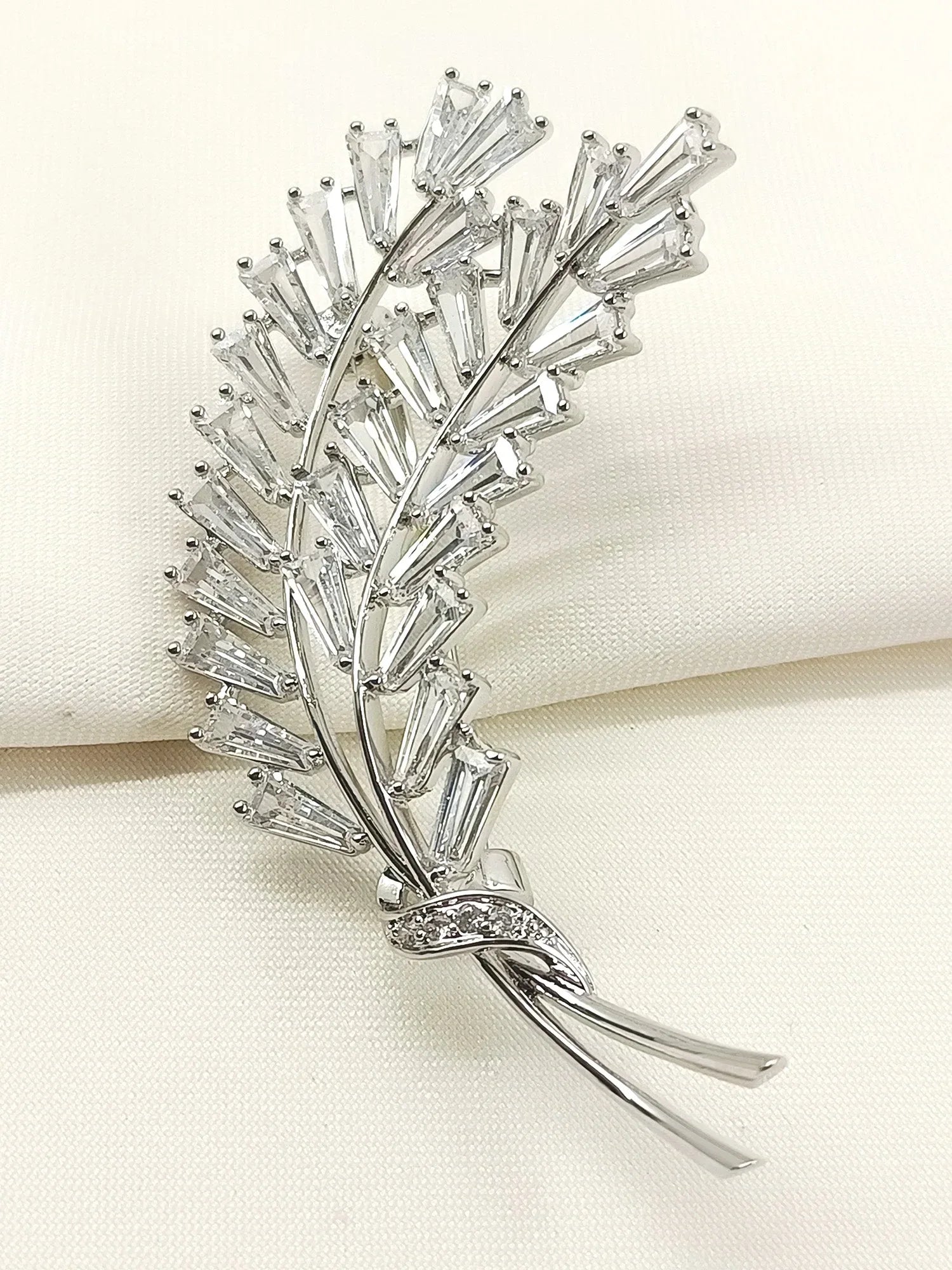 Harper Silver Leaf Brooch