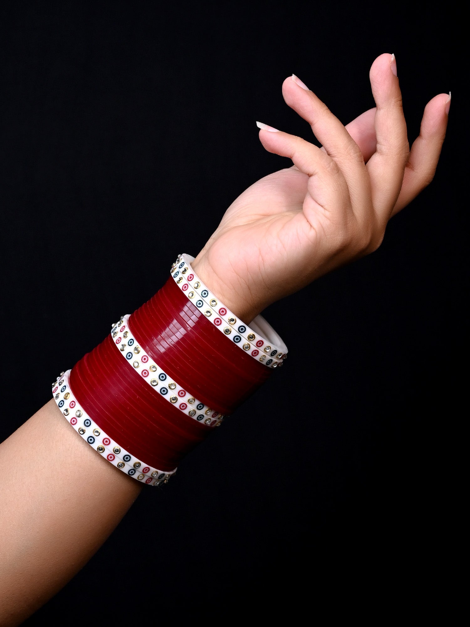 Madhushi Traditional Maroon And White Bangle Punjabi Chura - qivii