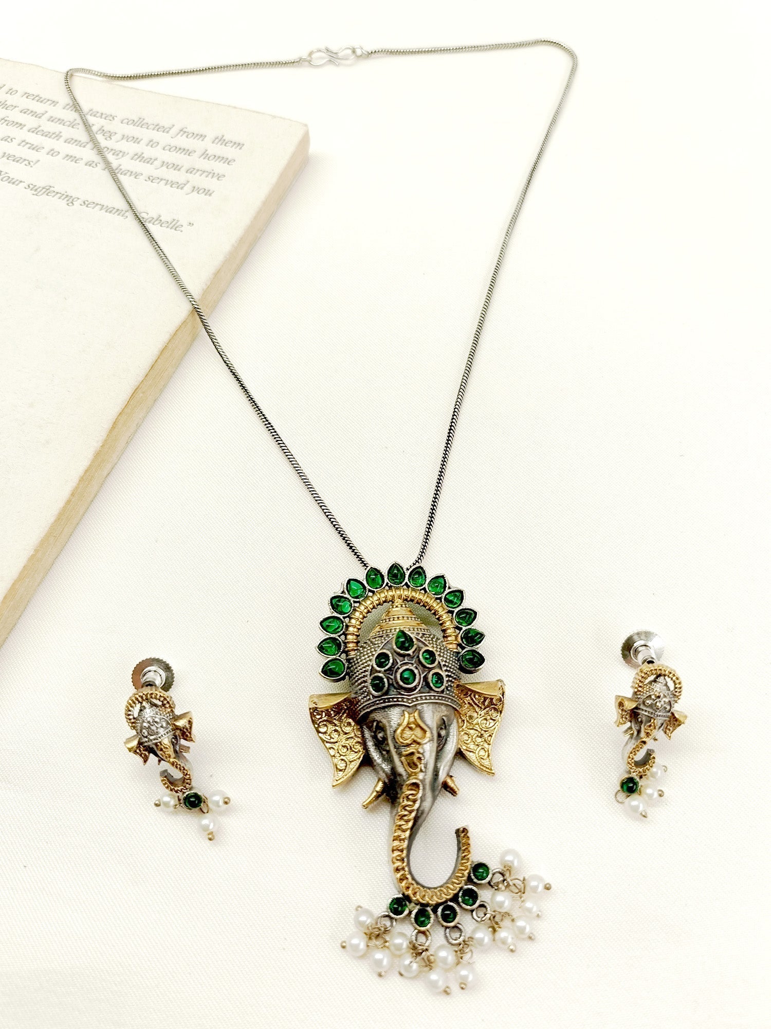 Arika Green Ganesh Ji Oxidized Pendant Set - qivii