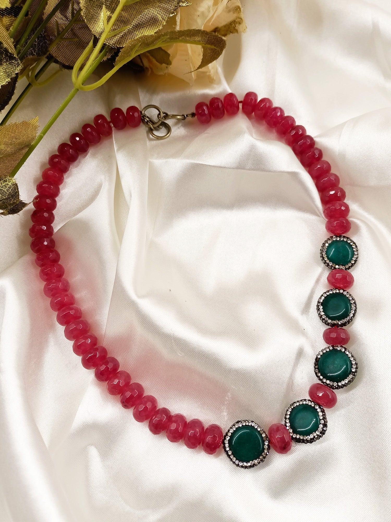 Jency Ruby Green Necklace Set - qivii
