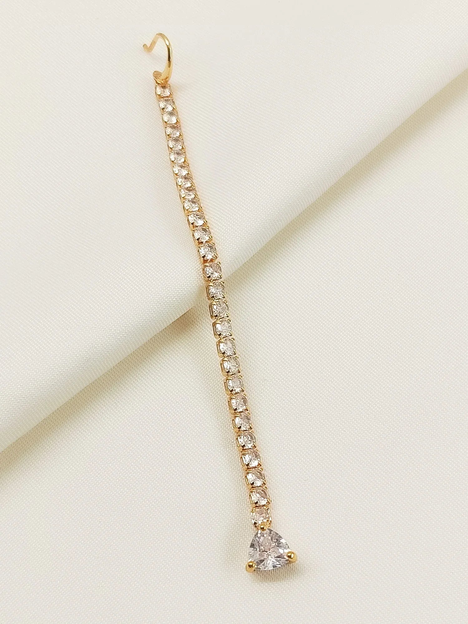 Eeshta White American Diamond Teeka