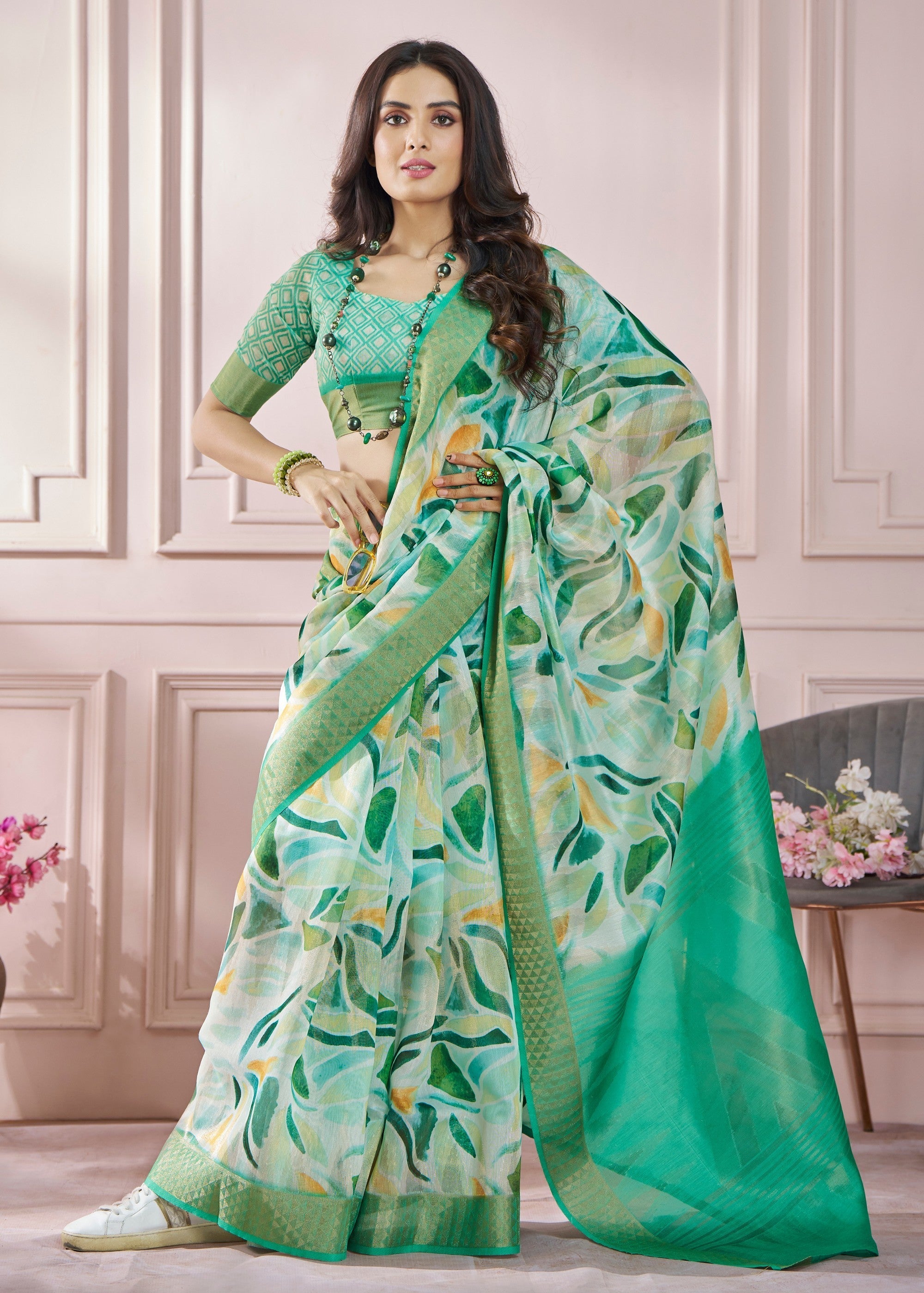 Mint Green Soft Zari Based Modal Silk Saree With Beautiful Colorfull Print - qivii