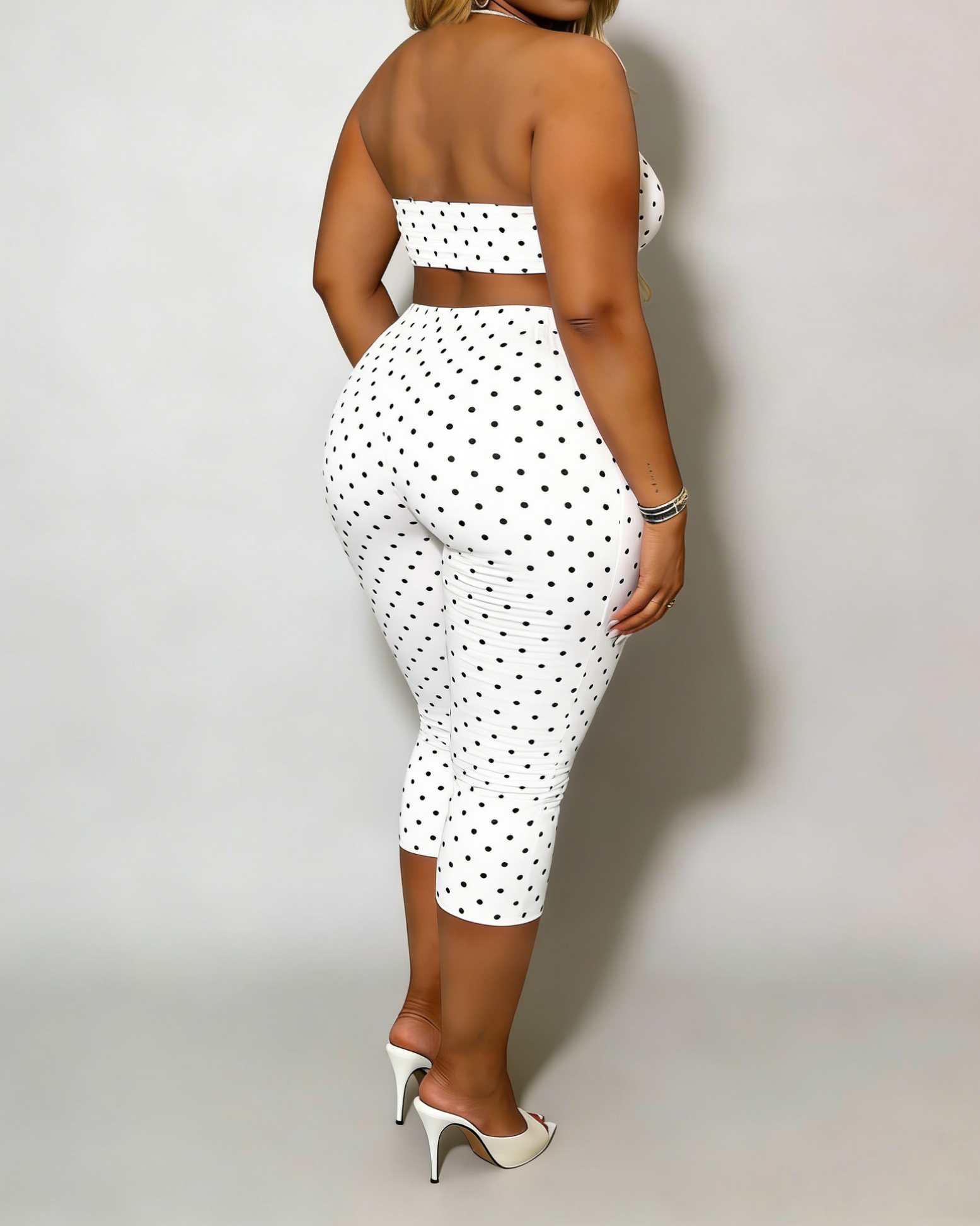 Polka Dot Print Sexy Hip-Lifting Capri Pants Set - By Qivii