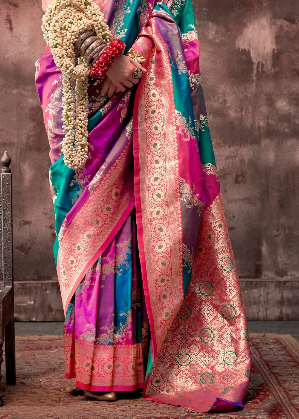 Blue & Pink Rangkaat Handloom Silk Saree - qivii