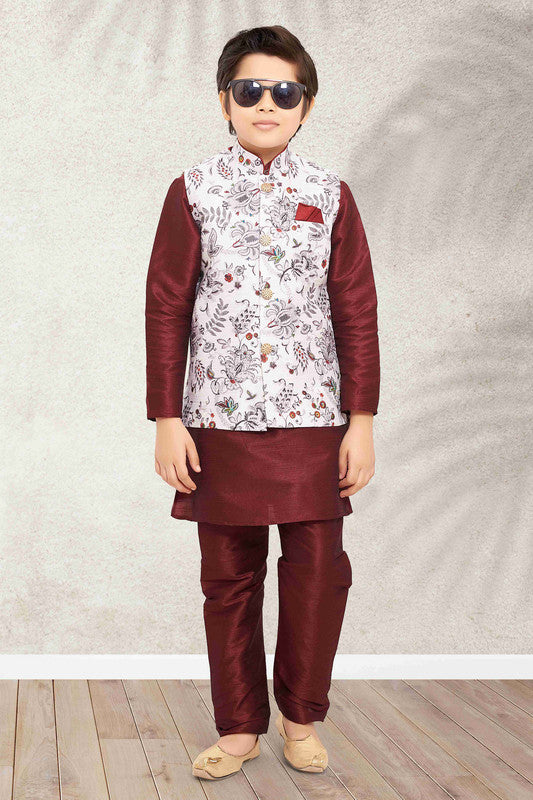 Boy's Off White Banarasi Silk Digital Printed Jacket Set