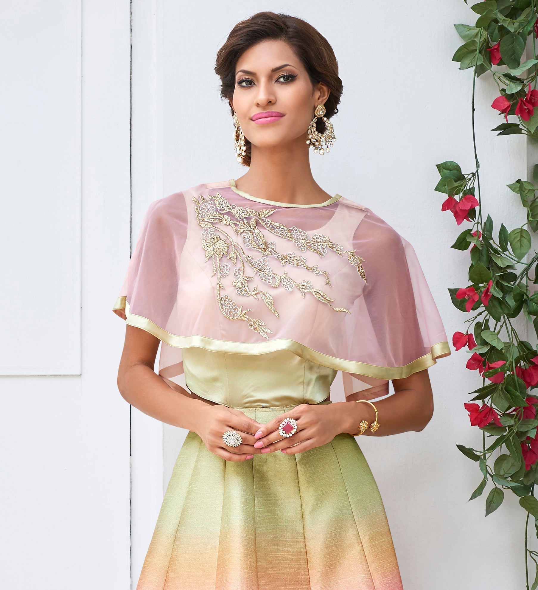 Dazzling Digitals: A Long Gown that Stuns with Its Print - qivii