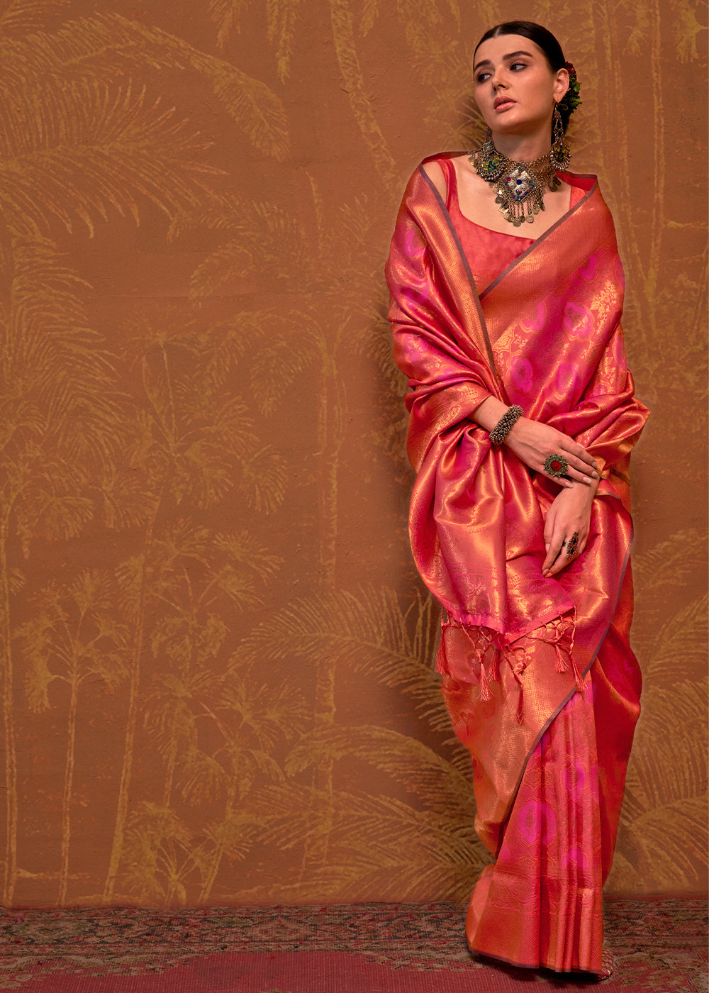 Pink & Golden Handloom Woven Designer Silk Saree : Top Pick - qivii