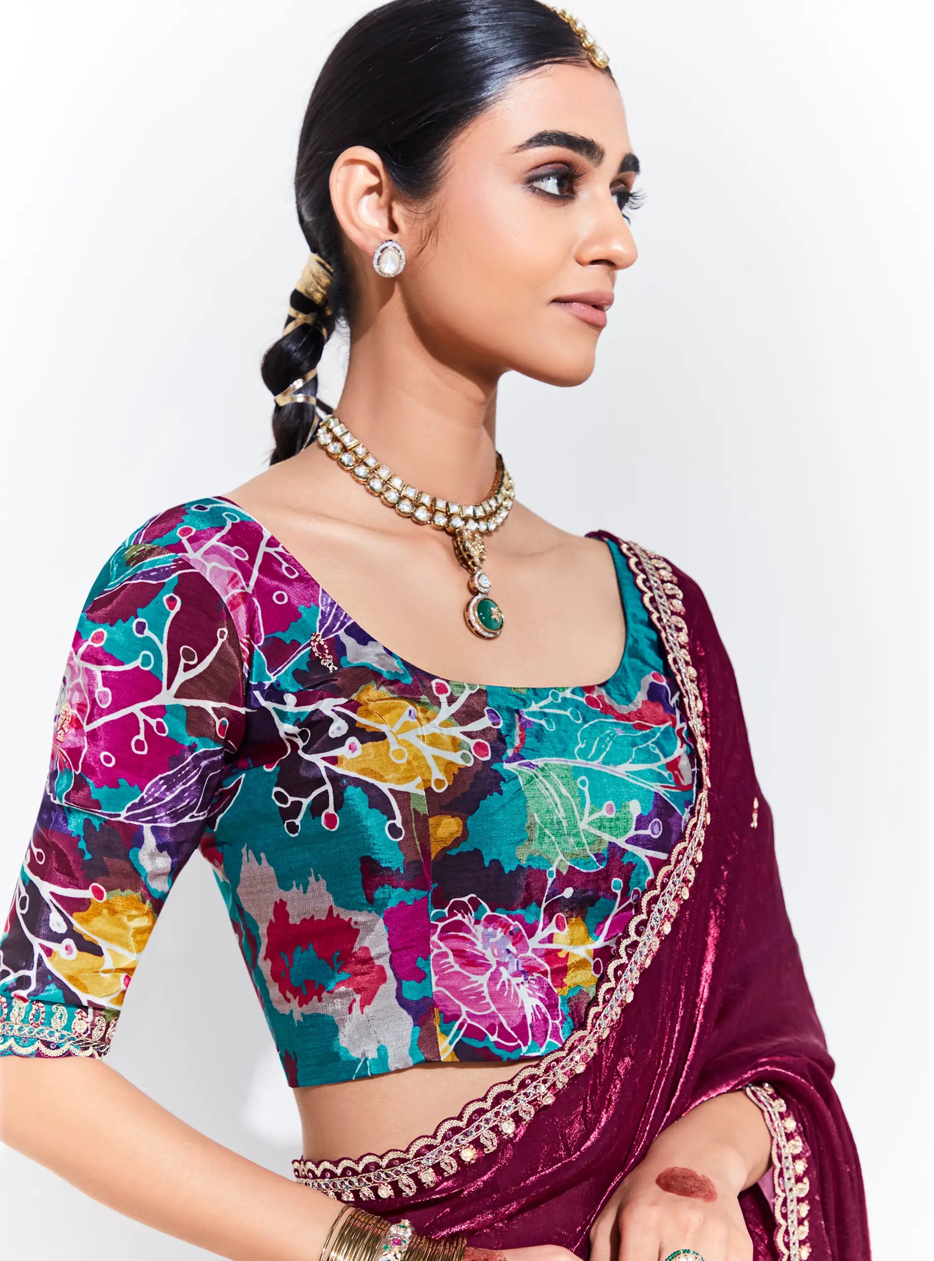 Wine Red Glass Organza Saree With Digital Print, Sequence & Thread Embroidery Work - qivii