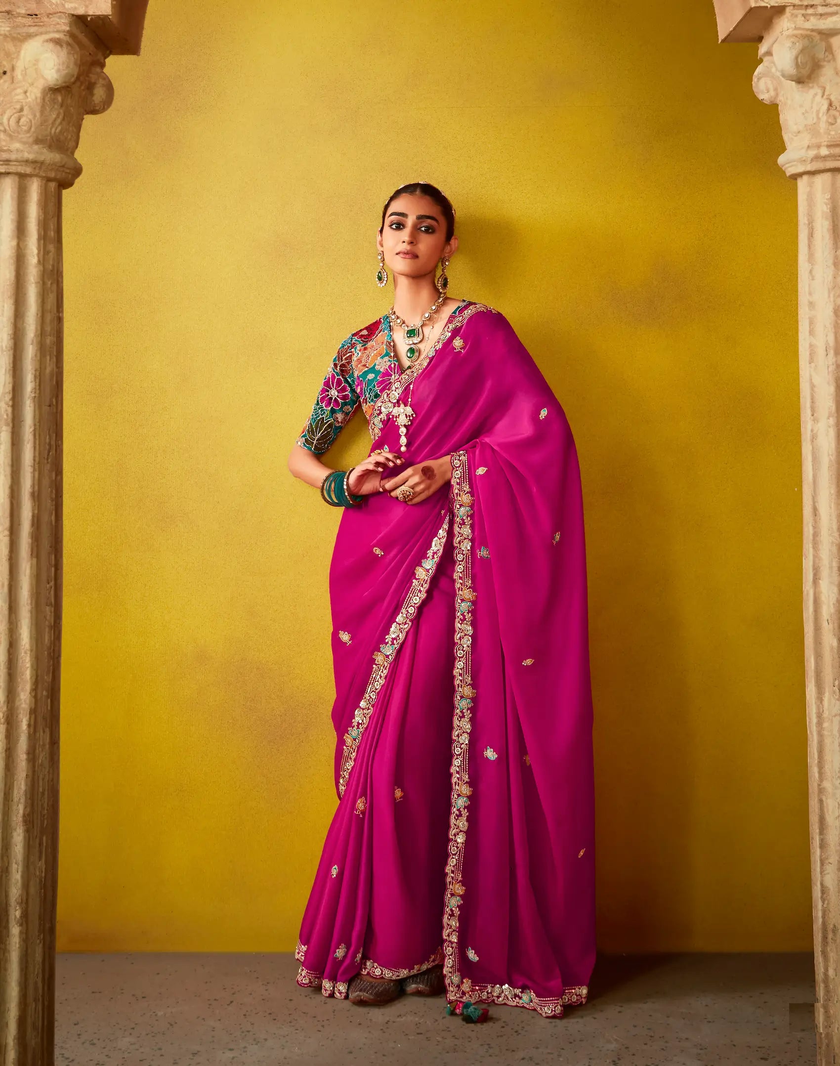 Deep Pink Glass Tissue Saree With Digital Print, Sequence & Thread Embroidery Work - qivii