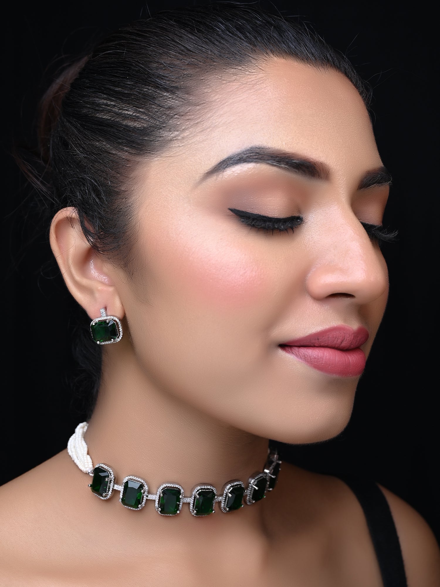 Ruqayyah Green Emerald Diamond Necklace Set - qivii