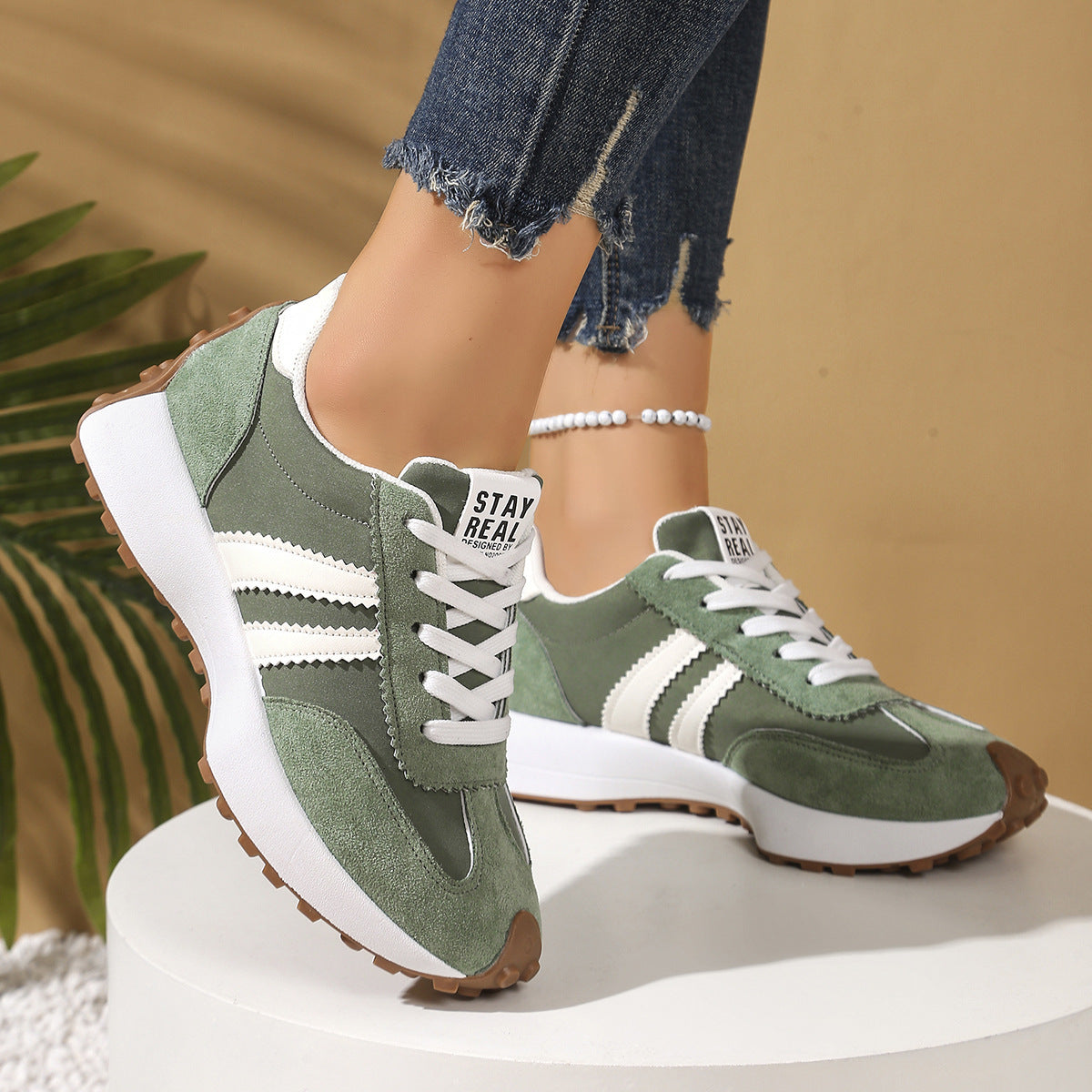 Women's Athena Curve Chunky Retro Runner Sneakers – Extended-Size Vintage Dad Walking Shoes with Sculpted Waist (US 5–11.5)
