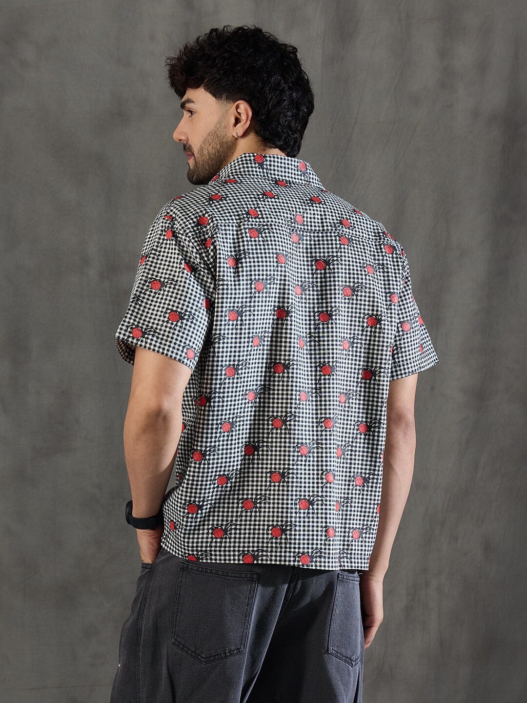 Checkered Bug Graphic Relaxed Fit Shirt