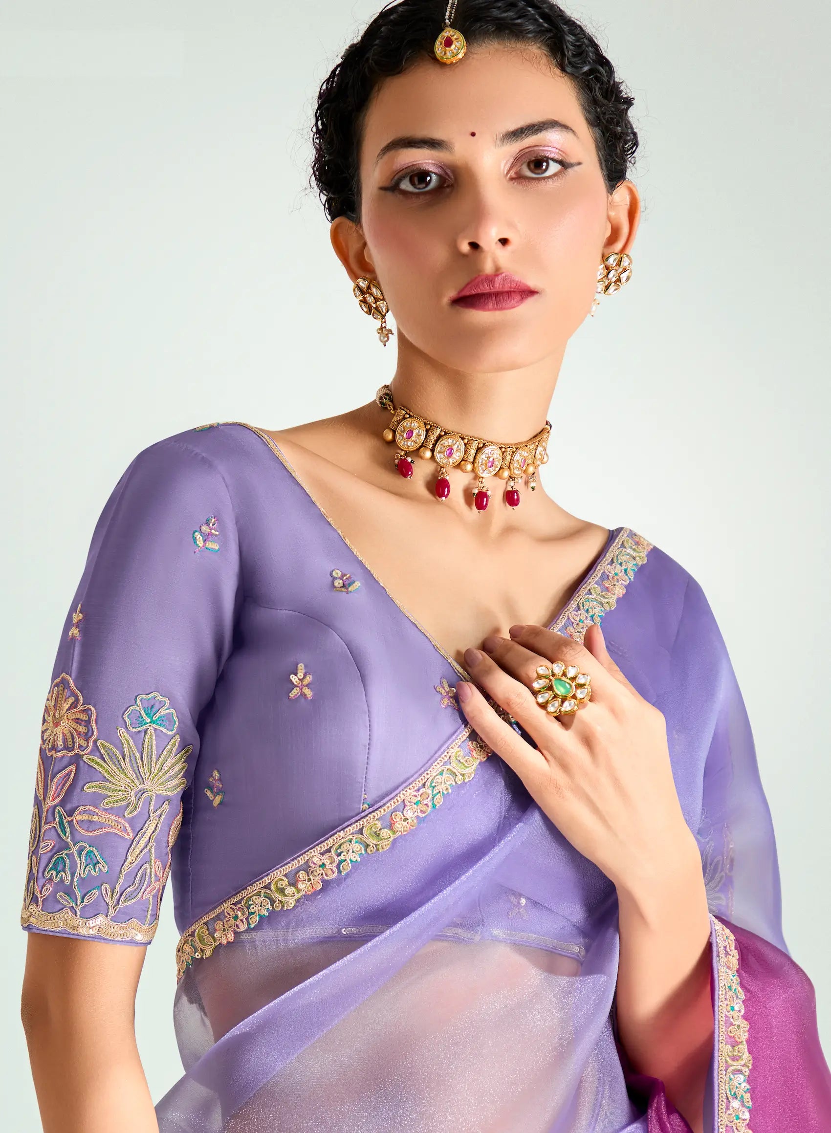 Lavender-Magenta Pink Organza Embroidery Saree - qivii