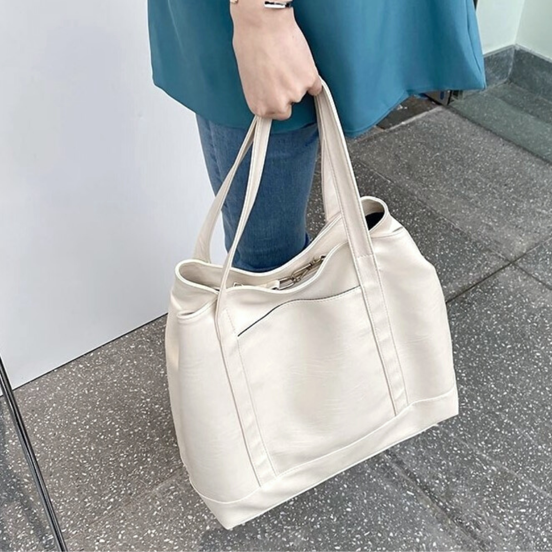 Jolya | Tote Bag - By Qivii