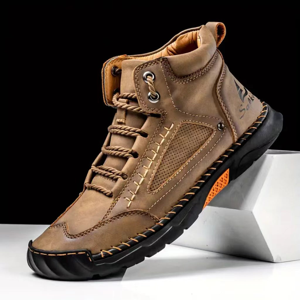Men's Atelier Chukka Boot - Extended Fit PU Leather - Hand-Stitched Ankle Boots with Flat Sole & Lace-Up