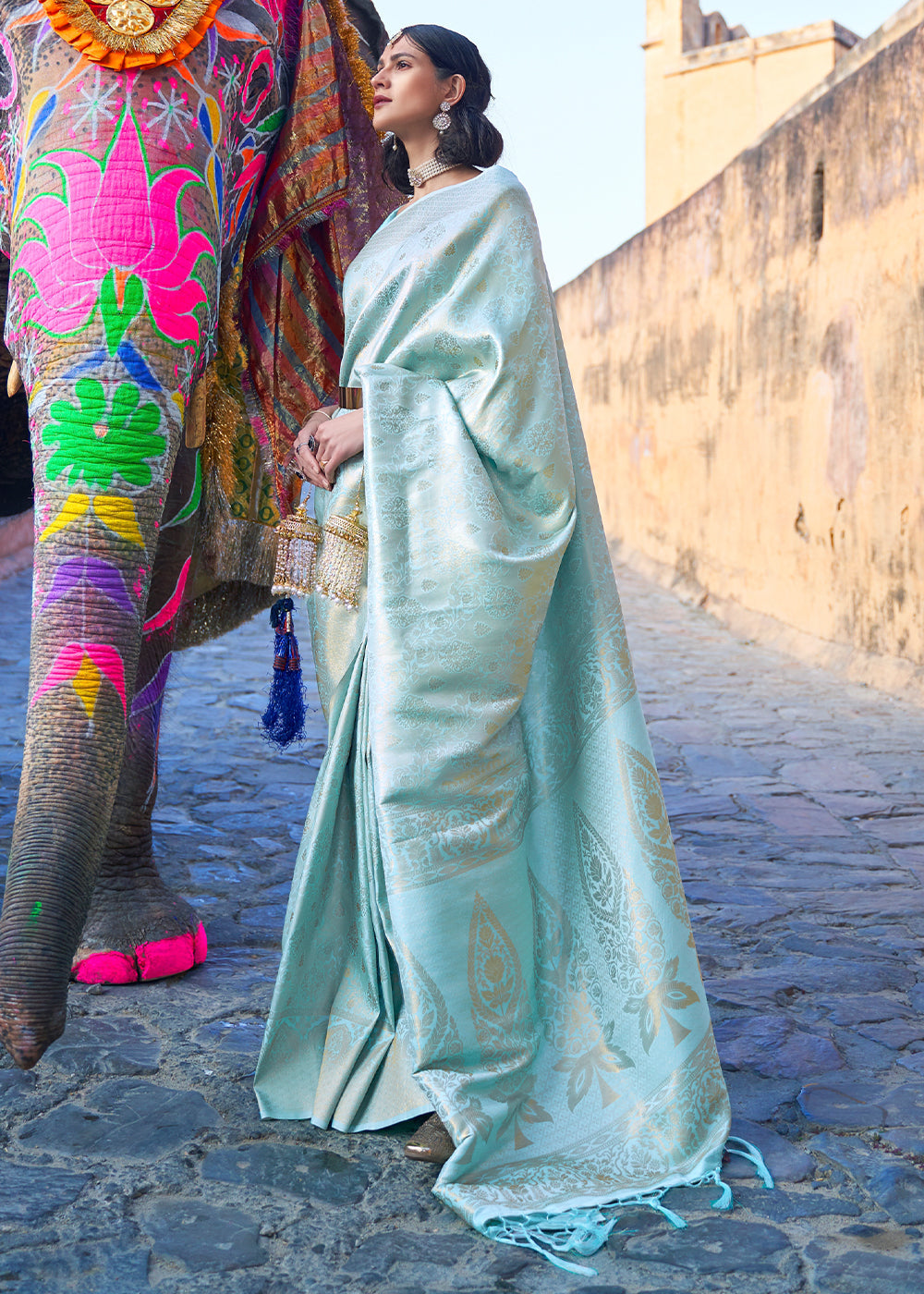 Frost Blue Soft Handloom Weave Kanjivaram Silk Saree - qivii