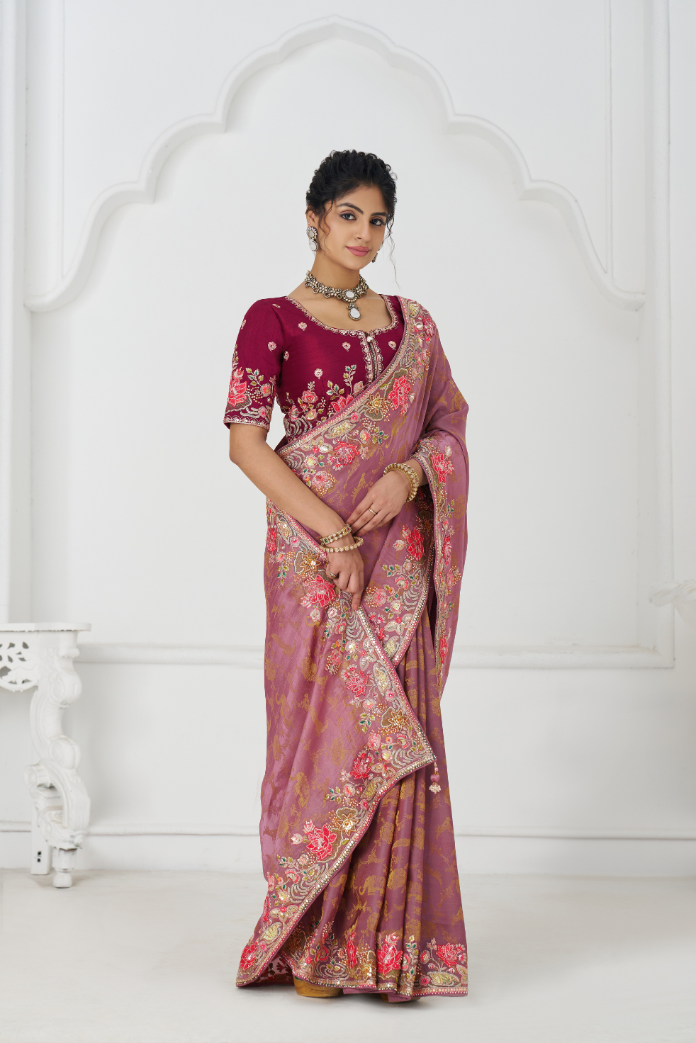 Blushing Mauve: Multi-Thread Embroidered Saree with Floral Elegance - qivii