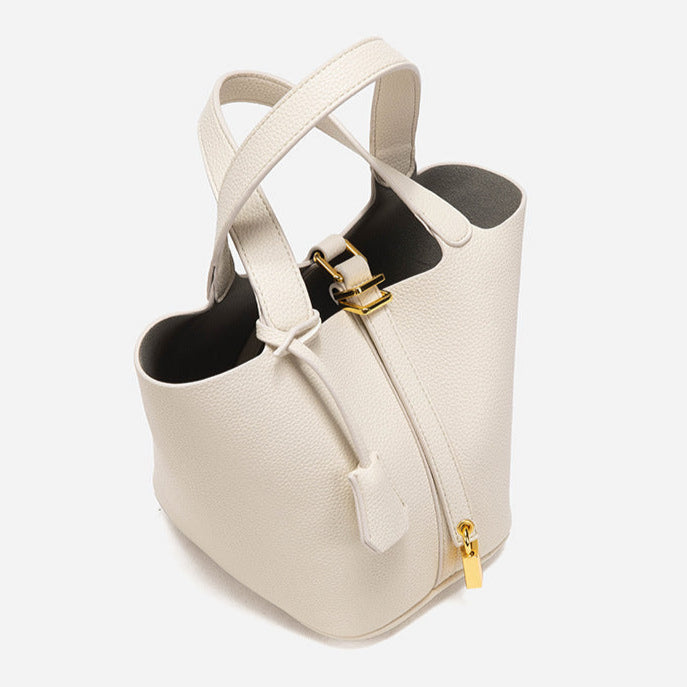 Women's Niche Design Bucket Bag – Exquisite, High-End & Versatile Handheld Tote