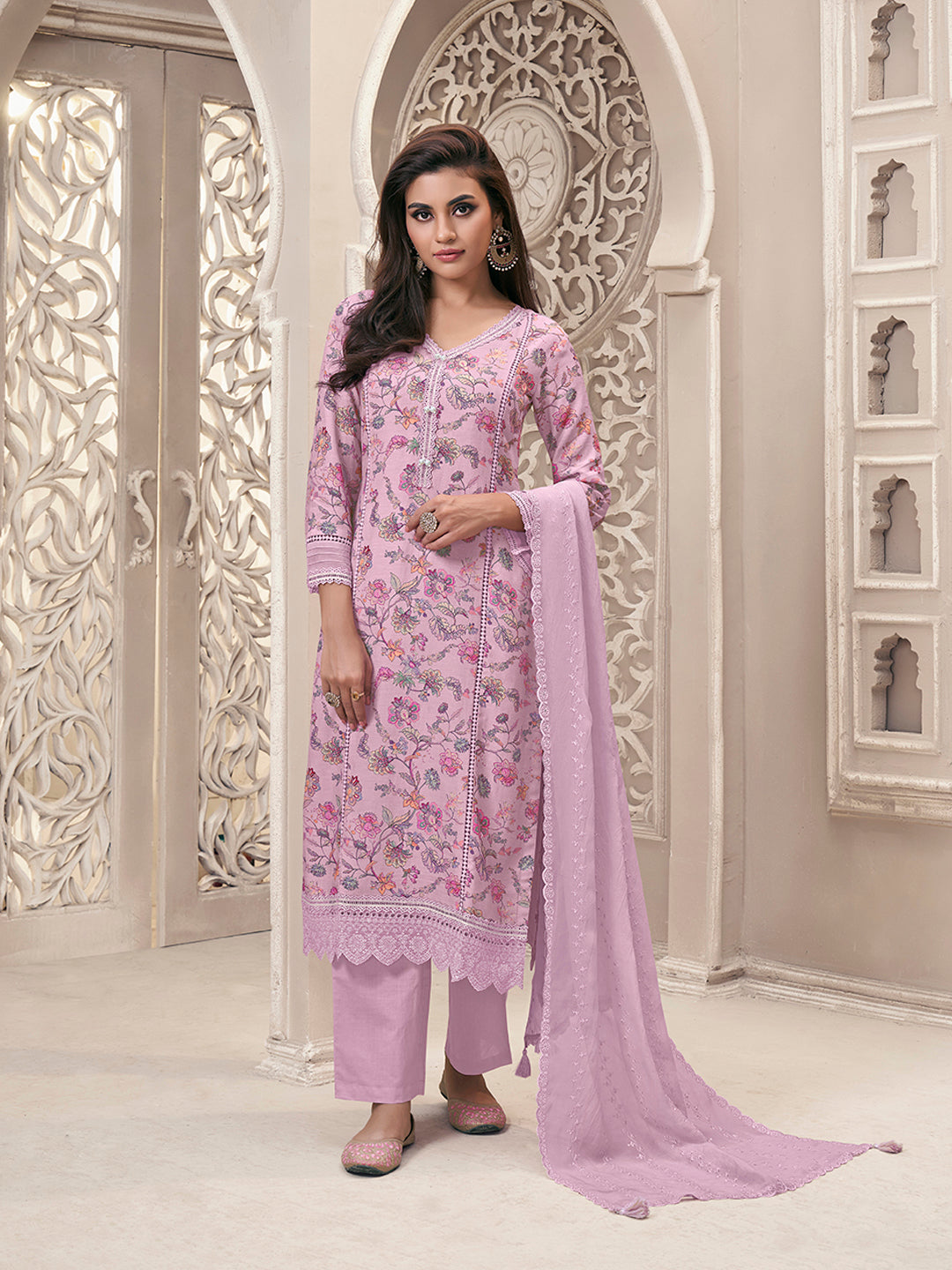 Baby Pink Kurta Set in Linen Floral Printed with Shiffi Work - qivii