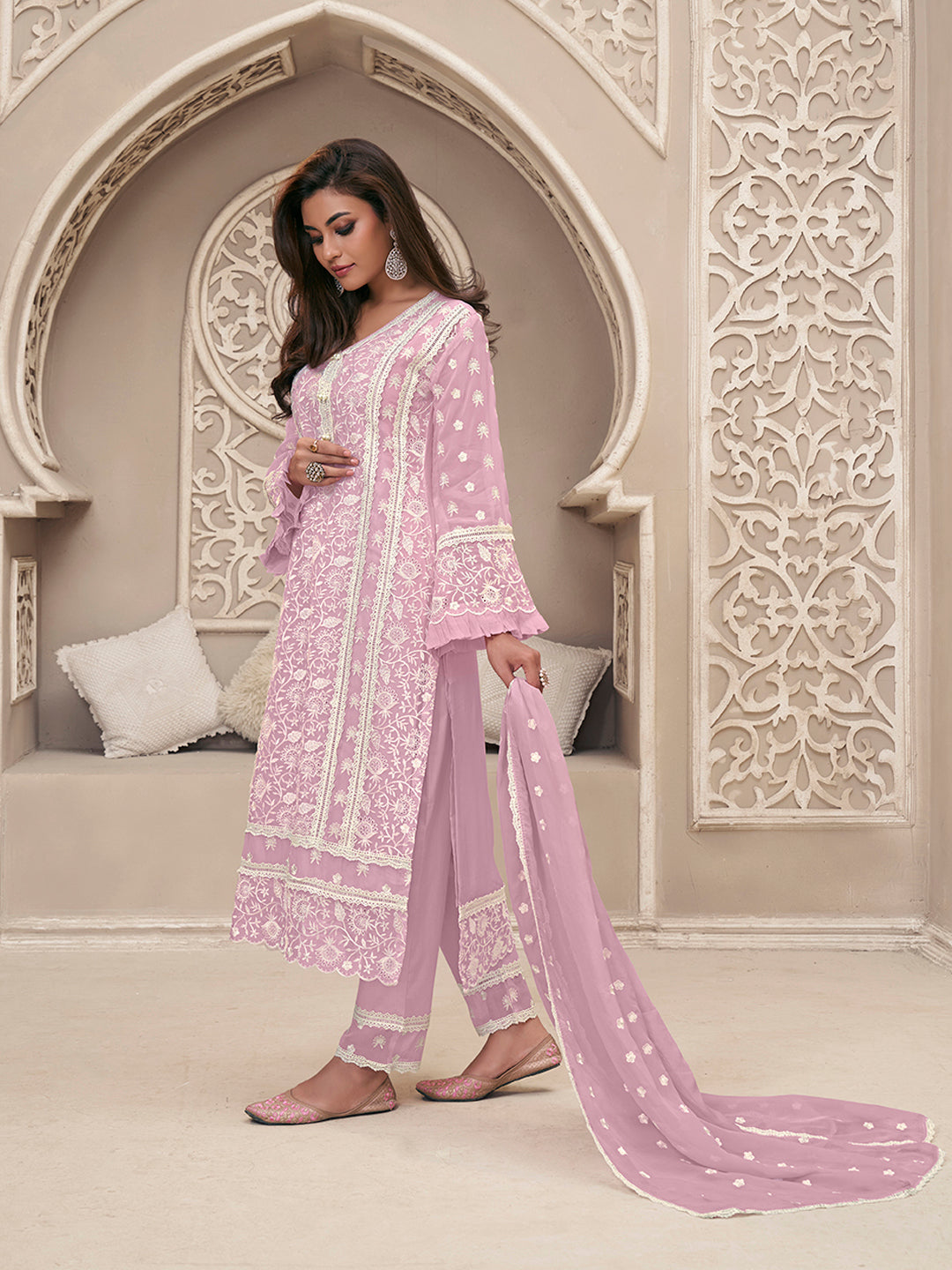 Light Lavender Kurta Set in Organza Fabric with Shiffli Work - qivii