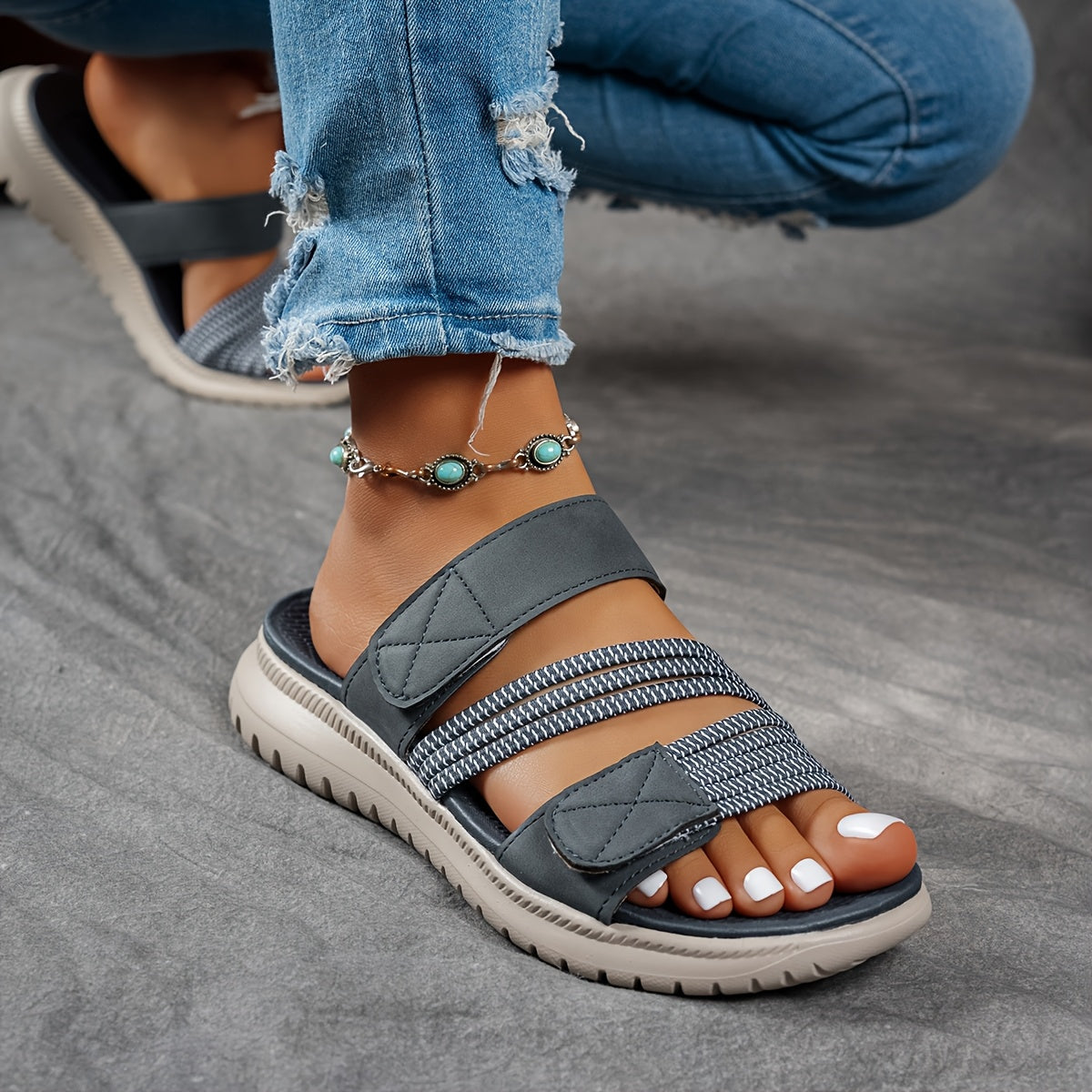 Cleo - Sportliche Komfort-Sandale mit Plateausohle - By Qivii