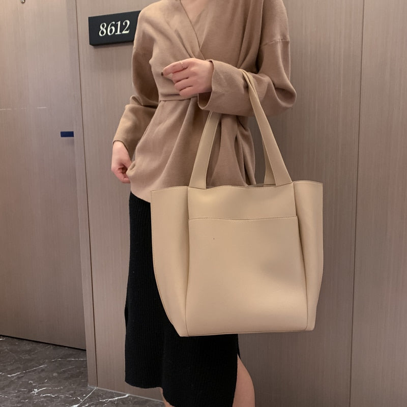 Galya | Tote Bag - By Qivii