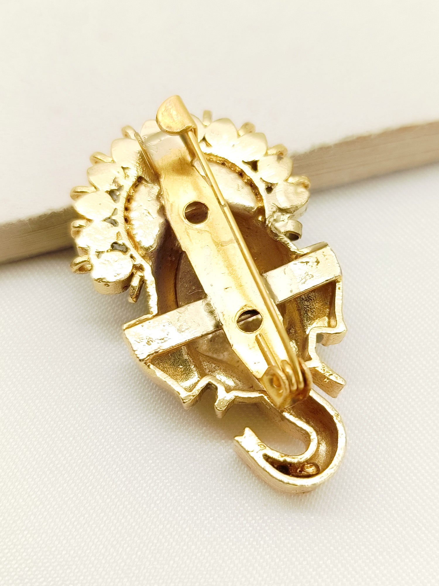 Netra White Ganesh Ji Brooch