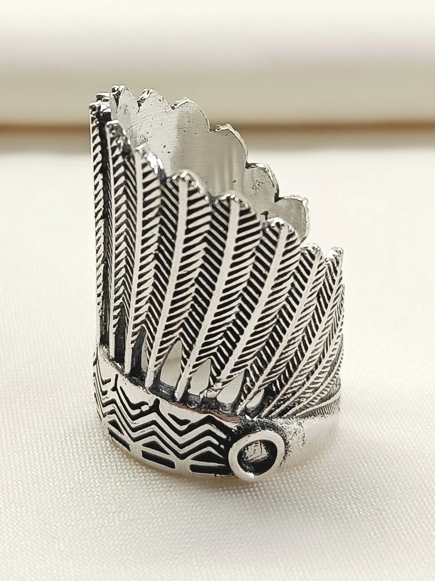 Raaidha Silver Western Finger Ring