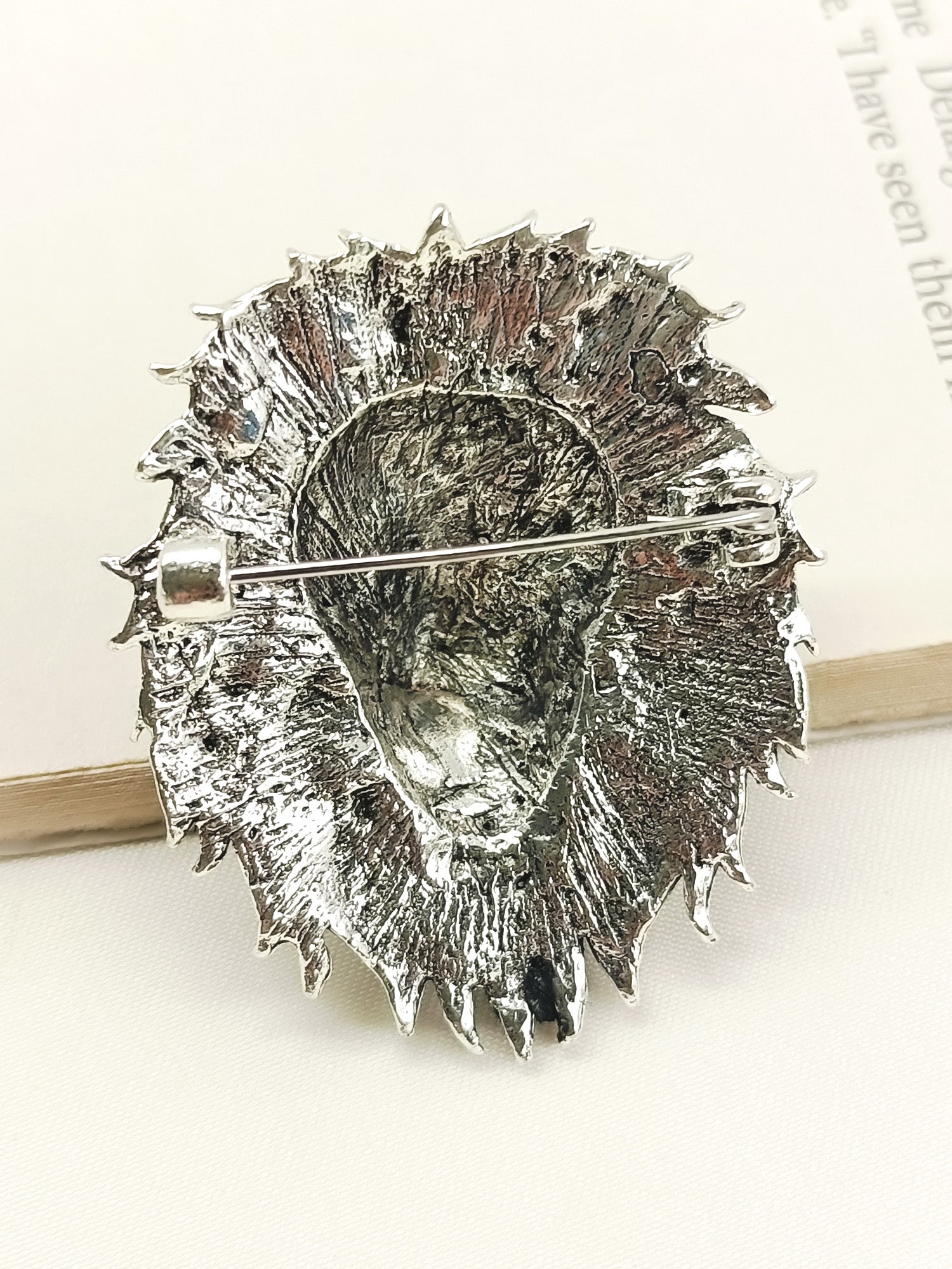 Raghav Silver Lion Men's Brooch